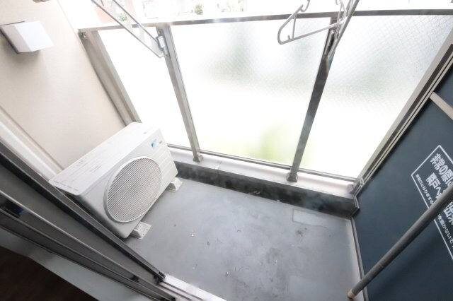 物件内観写真18　(陽当たり良好なバルコニーです)