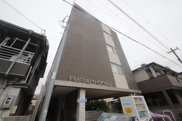 物件外観写真4　(物件の外観です)