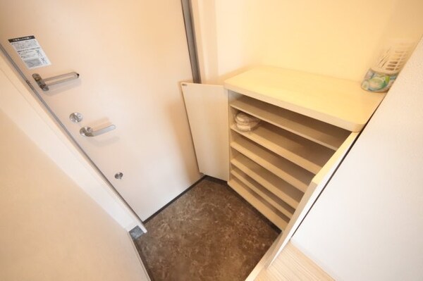 収納(収納のためのスペースです)