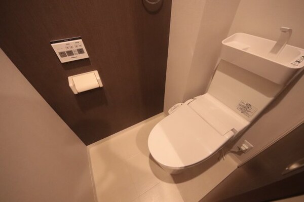 トイレ(シンプルで使いやすいトイレです)