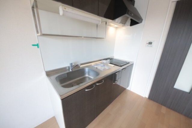 物件内観写真5　(お料理しやすいキッチンです)