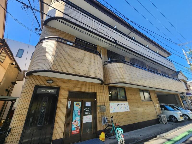 コーポアポロン