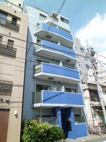 エイエムナガスミ外観写真