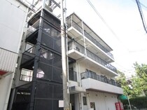 アカイマンションの外観写真