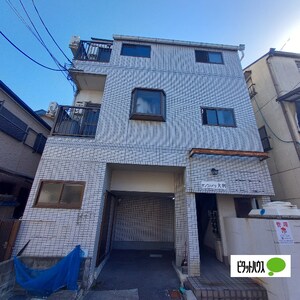 三和ハイツ大利外観写真