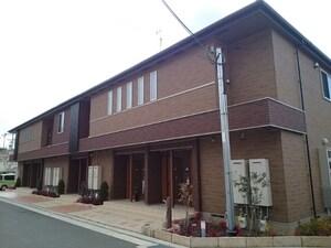 クリントブライアント２号館外観写真