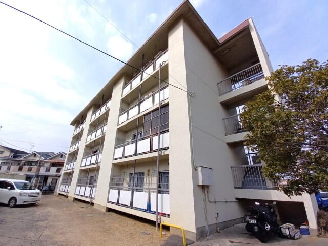 塚本マンションの物件外観写真