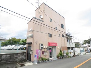 シャンローズ東香里Ⅱ外観写真