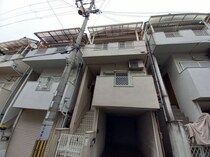 学研都市線<片町線>・JR東西線 藤阪駅 3階建 築36年の外観写真