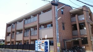 エストレージャ外観写真