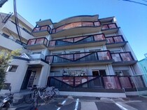 エム・ケイ３枚方公園の外観写真