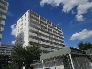 ＵＲアミティ中宮北町　６棟外観写真