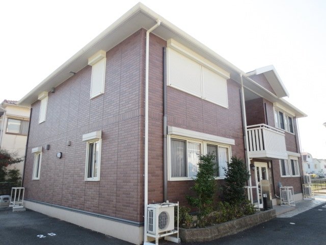 ロイヤル倉治　D棟
