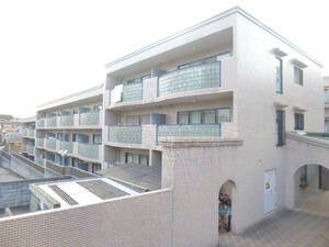 カルチェ清水谷外観写真