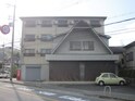 ファミールアラキ