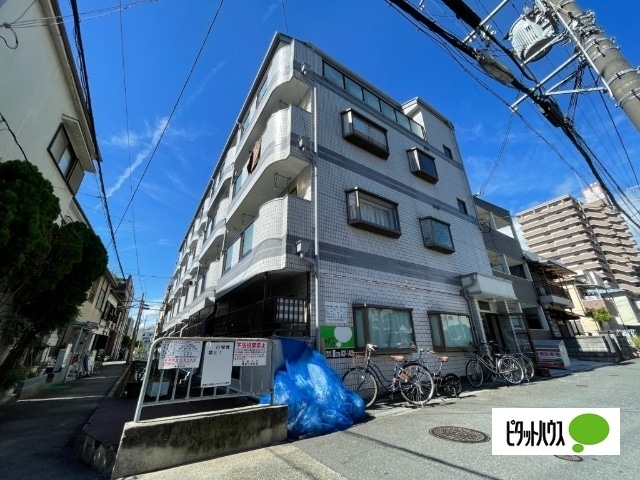 第二イワイハイツの物件外観写真