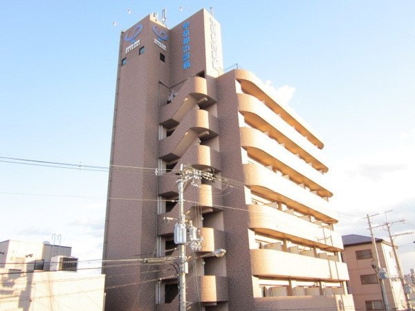 リバーイースト・クレムリンの物件外観写真