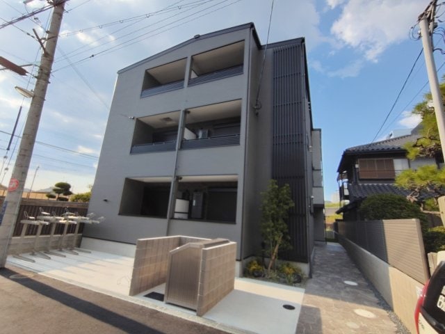 グラシアスコート豊野町の物件外観写真