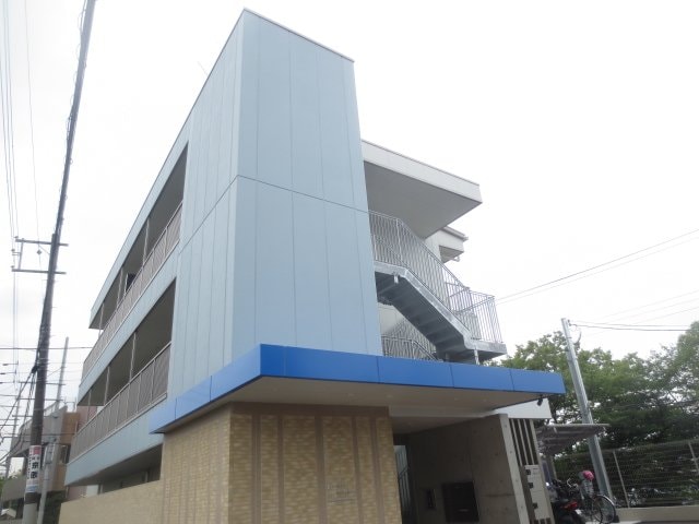 グランドール・モンシェリーの物件外観写真