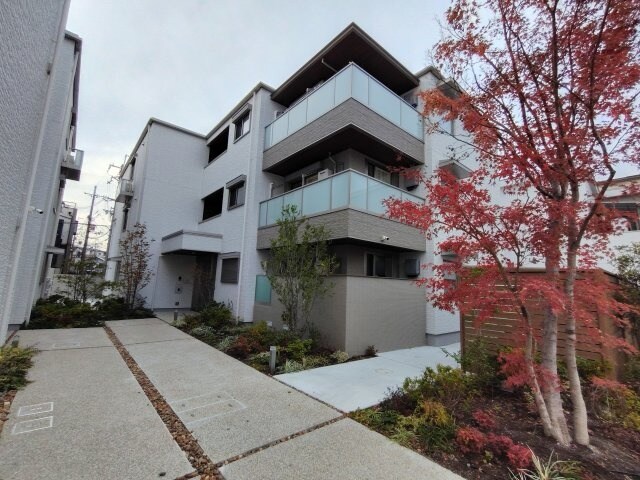 シャーメゾンエスポアヒルズの物件外観写真