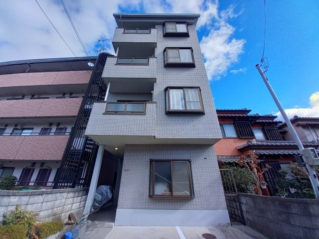 シャンテー香里ケ丘Ⅳの物件外観写真