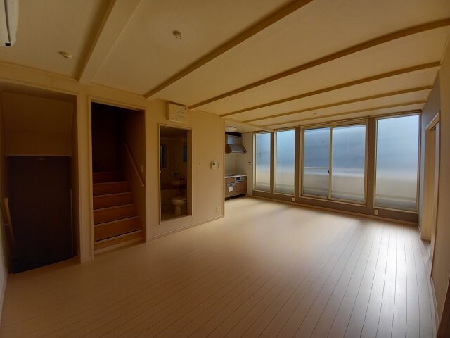 物件内観写真5　(２Ｆ)