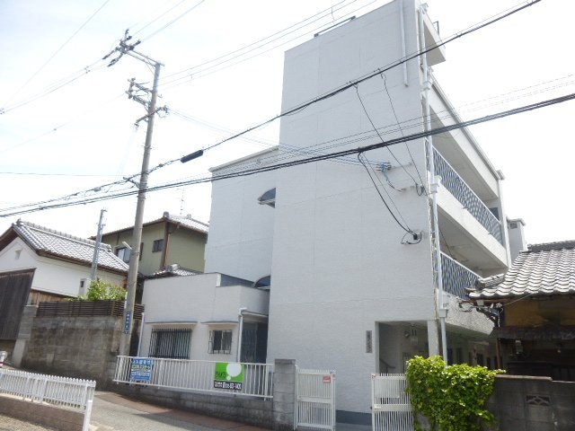 元町マンションの物件外観写真