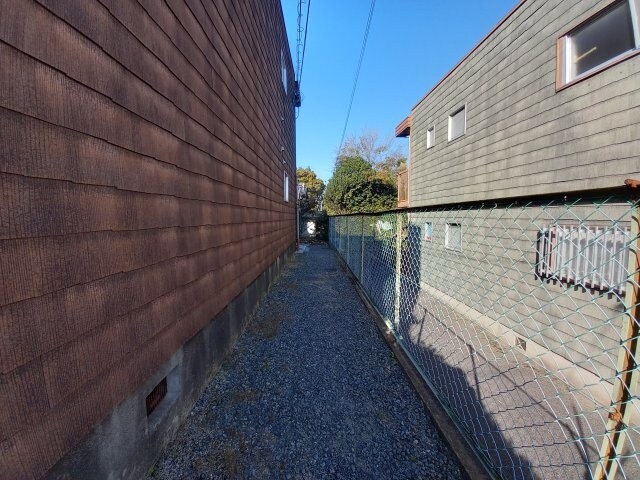 物件外観写真2　