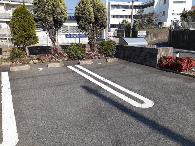 物件外観写真2　