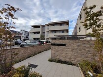 京阪本線・鴨東線 萱島駅 3階建 築1年の外観写真