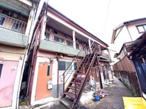 京阪本線・鴨東線 枚方公園駅 2階建 築49年の外観写真