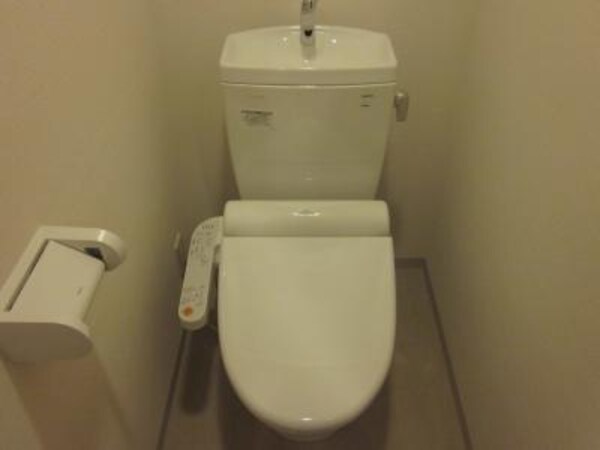 トイレ(トイレ)