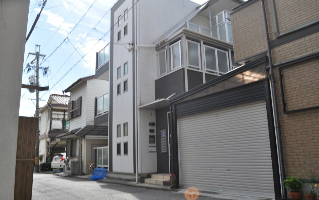 物件外観写真2　