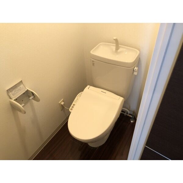 物件内観写真10　(トイレ)