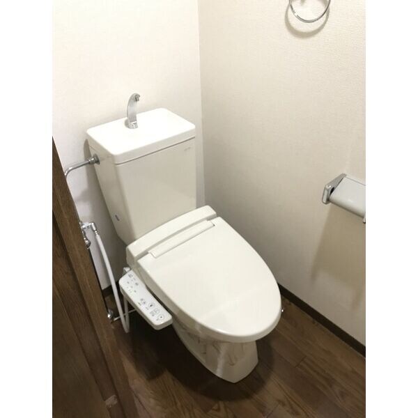 物件内観写真13　(トイレ)