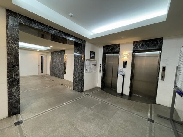 ロビー・ラウンジ