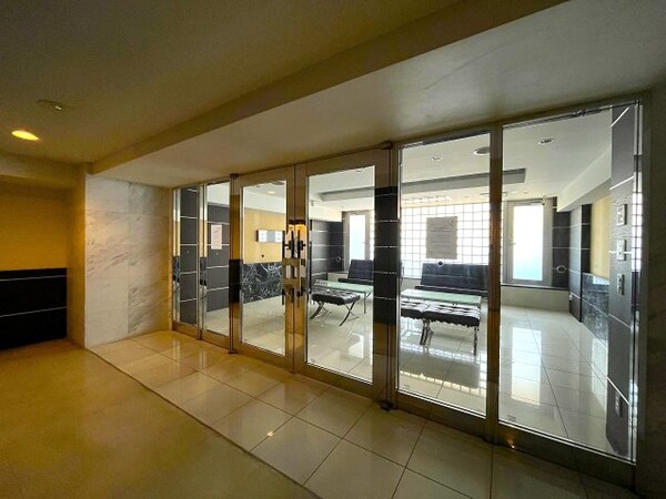 ロビー・ラウンジ