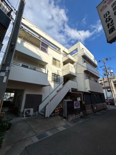 新田マンション外観写真