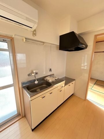 物件内観写真4　(キッチンでお料理をお楽しみください)