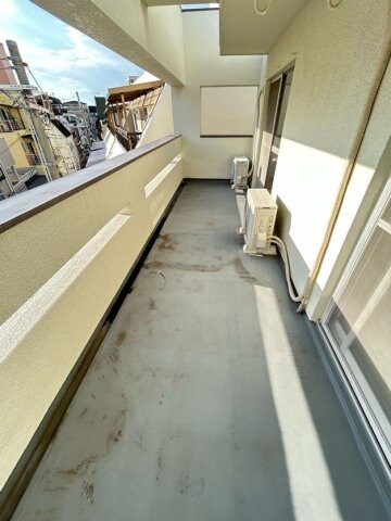 物件内観写真7　(陽当たり良好なバルコニーです)