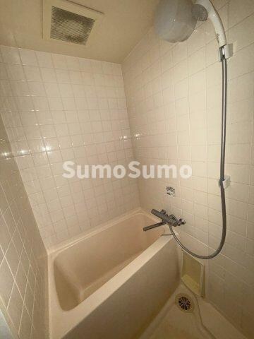 物件内観写真8　(ゆったり過ごせるお風呂です)