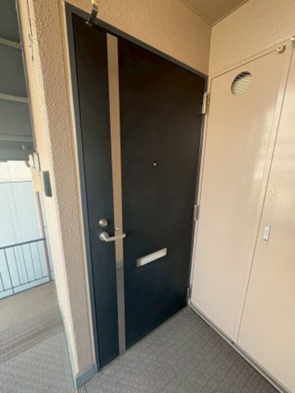 玄関(ゆったりとした玄関です)
