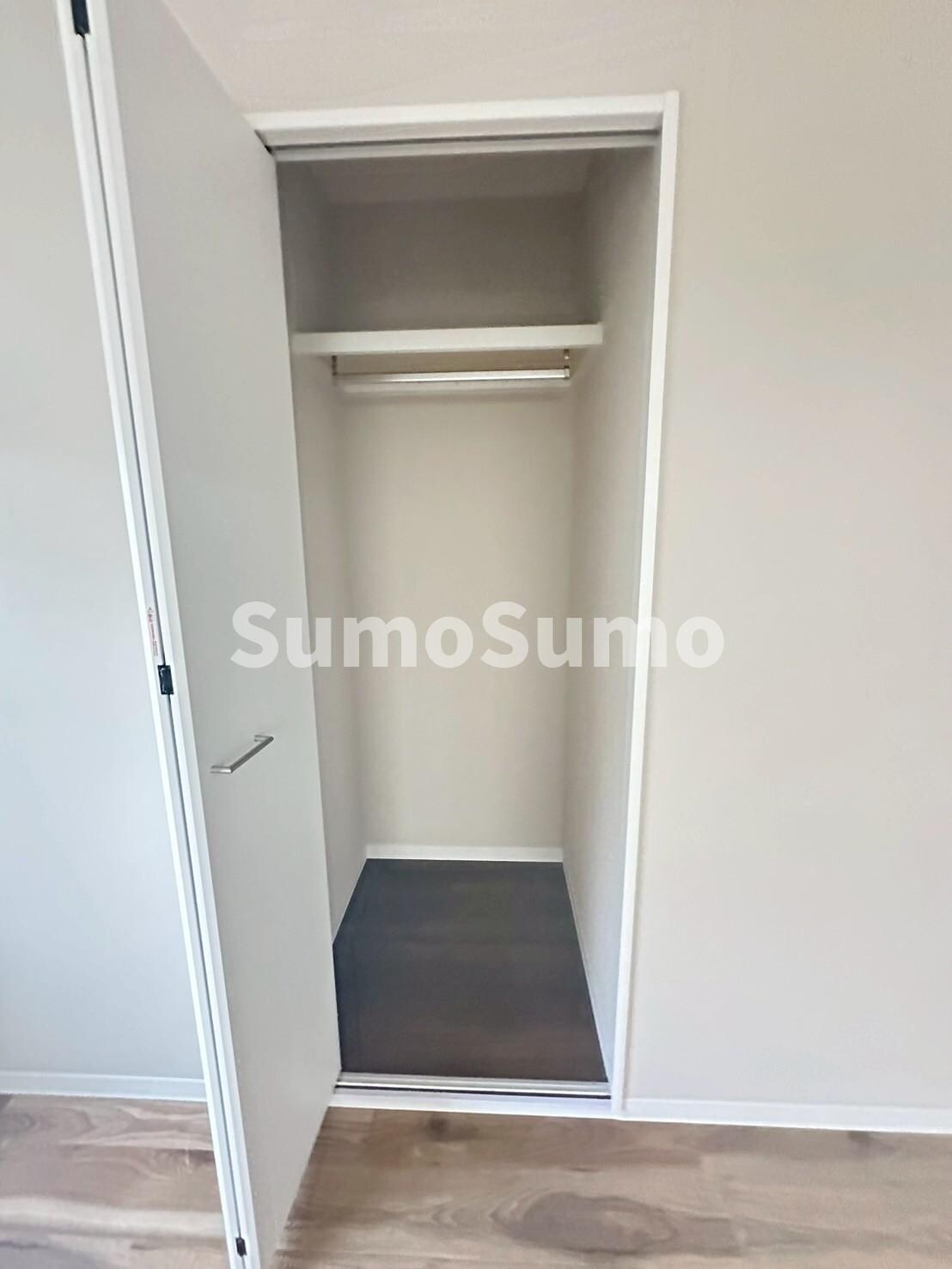 物件内観写真20　(便利な収納スペースです)