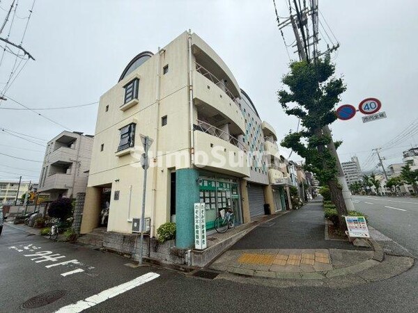 外観(落ち着いた雰囲気の外観です)