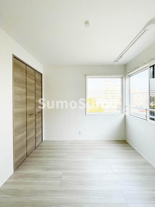 物件内観写真9　(きれいな洋室です)