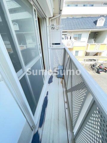 物件内観写真12　(陽当たり良好なバルコニーです)