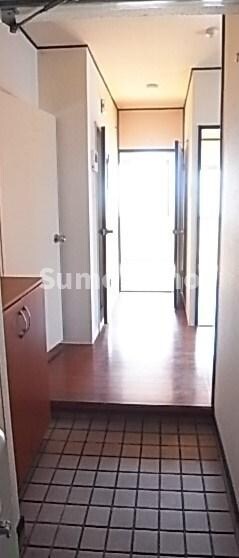 物件内観写真4　(玄関です)