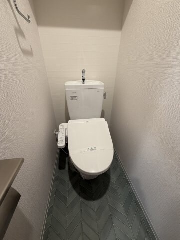 物件内観写真12　(コンパクトで使いやすいトイレです)