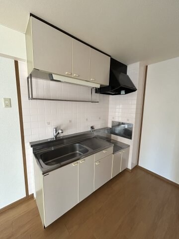 物件内観写真5　(きれいなキッチンです)