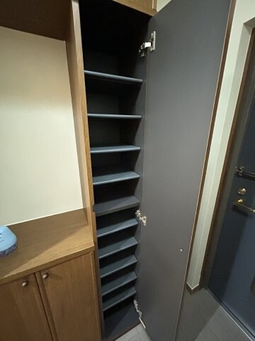 物件内観写真20　(ちょっとした収納スペースも充実しています)